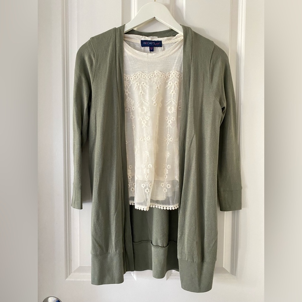 ✨2/$40✨  Old Navy + Weavers Girls’ Cardigan and Blouse set